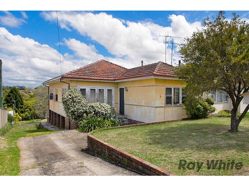 7 Salt Pan Road, Peakhurst NSW 2210