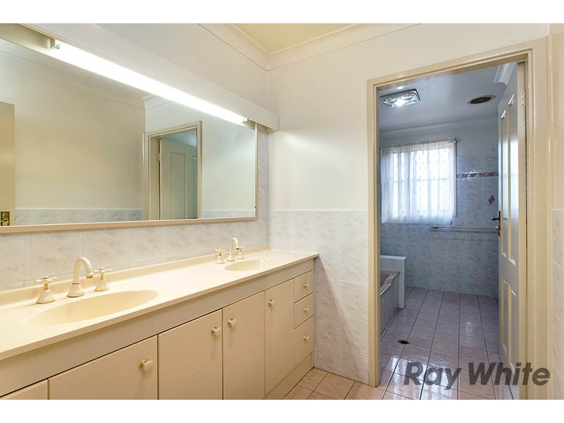 7 Duggan Crescent, Connells Point NSW 2221