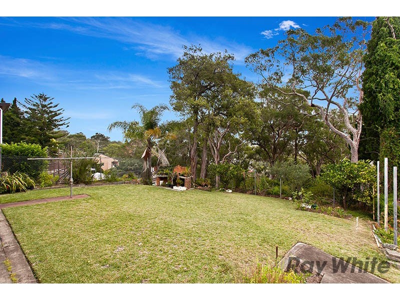 43 Belmore Road, Peakhurst NSW 2210