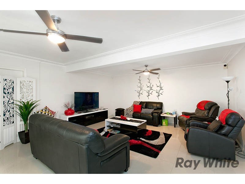 43 Belmore Road, Peakhurst NSW 2210