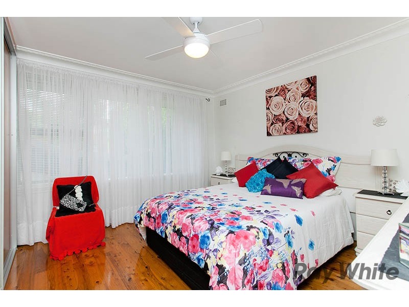 43 Belmore Road, Peakhurst NSW 2210