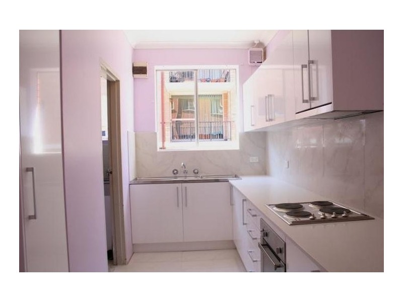 2/42 President Avenue, Kogarah NSW 2217