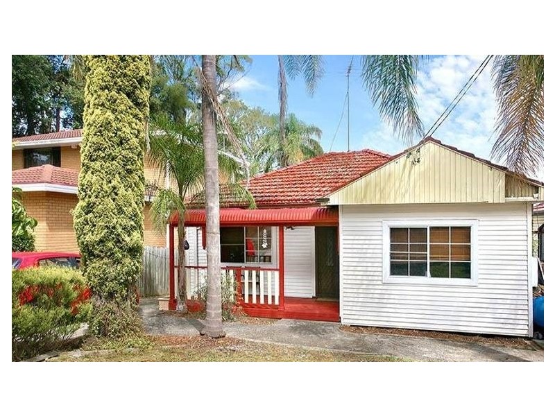 74 Bonds Road, Peakhurst NSW 2210