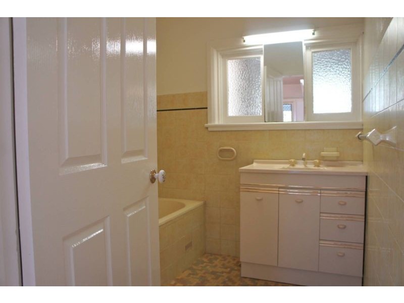 19 Ada Street, Kingsgrove NSW 2208