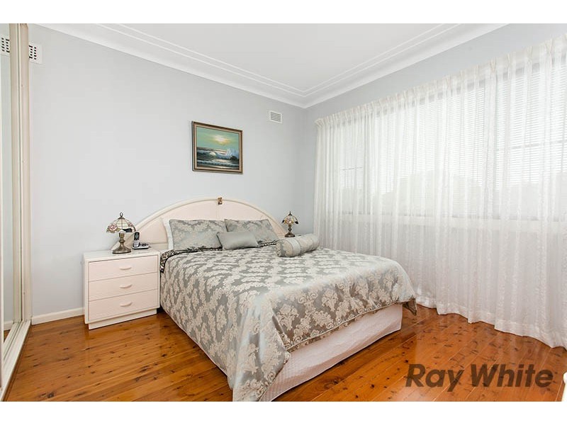 28 Oakleigh Avenue, Banksia NSW 2216