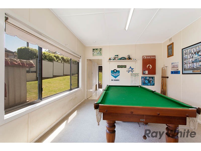 95 Bonds Road, Peakhurst NSW 2210