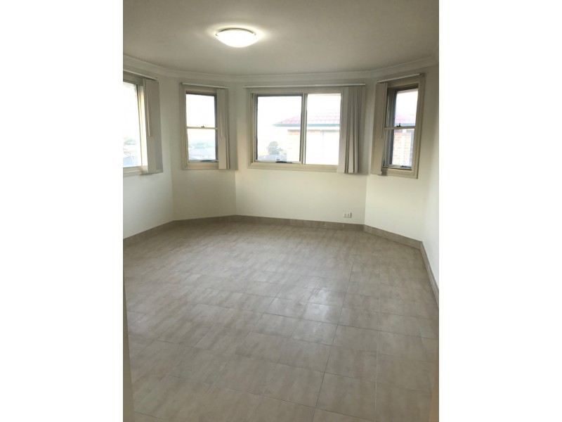 1/180 Newbridge Road, Moorebank NSW 2170