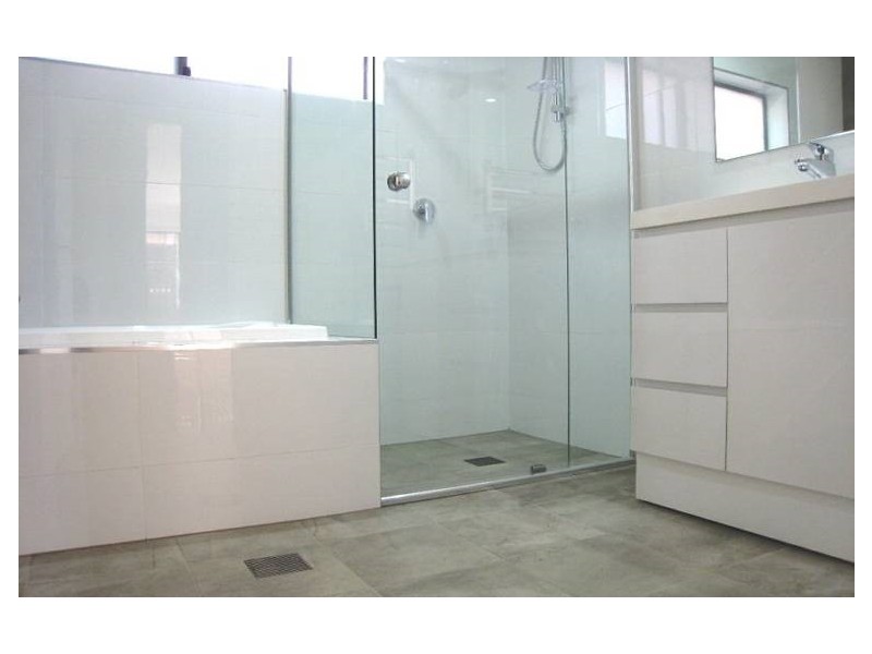 2/3 Rome Street, Canterbury NSW 2193