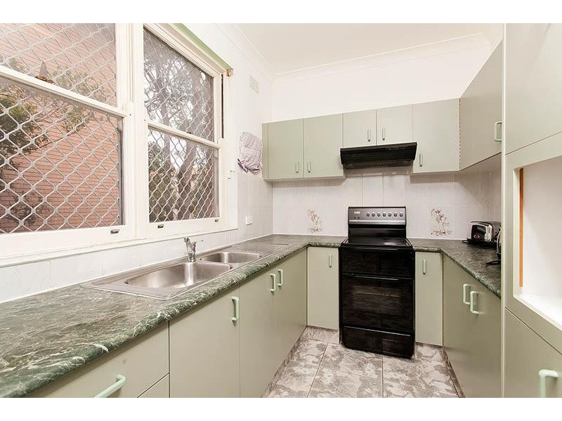 1/6 Andover Street, Carlton NSW 2218