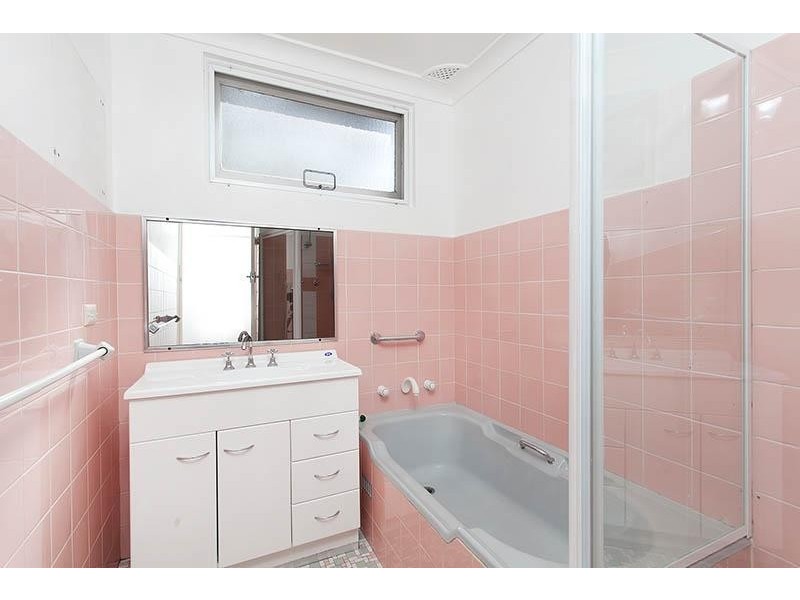 1/6 Andover Street, Carlton NSW 2218