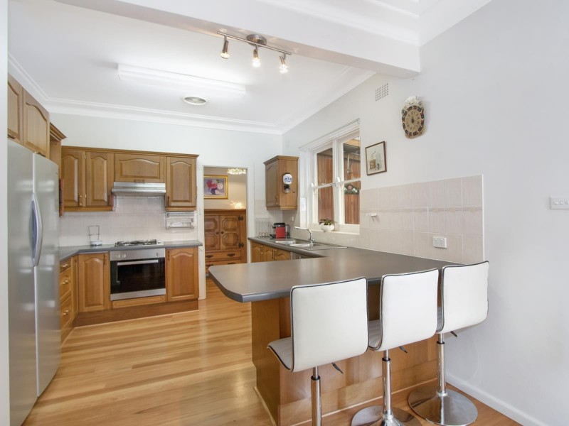 8 Tallawalla Street, Beverly Hills NSW 2209