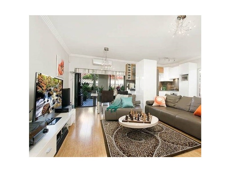 2/133 Harrow Road, Kogarah NSW 2217