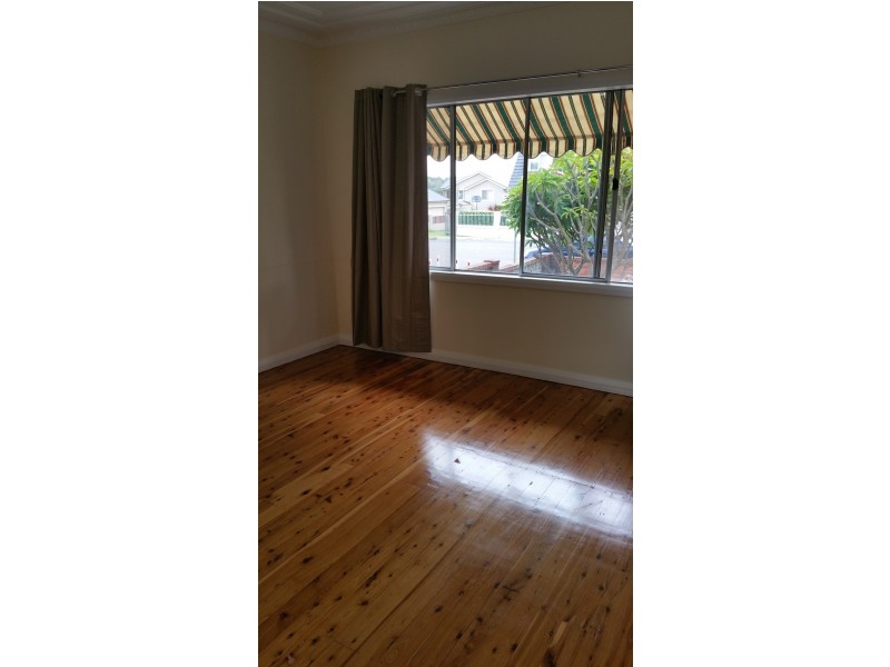 214 Connells Point Road, Connells Point NSW 2221