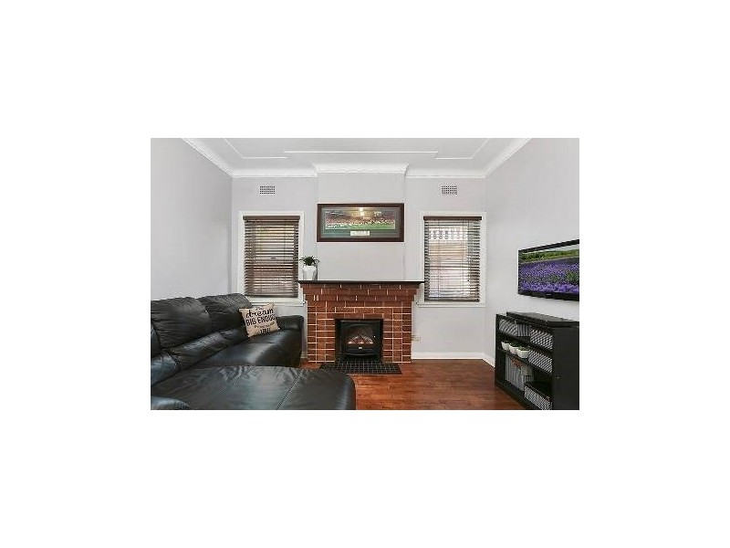 43 Bobadah Street, Kingsgrove NSW 2208