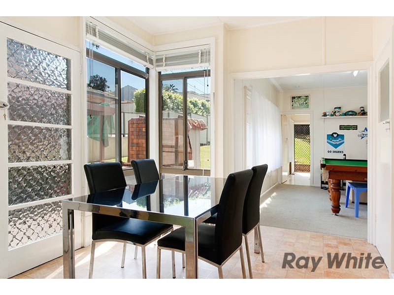 95 Bonds Road, Peakhurst NSW 2210