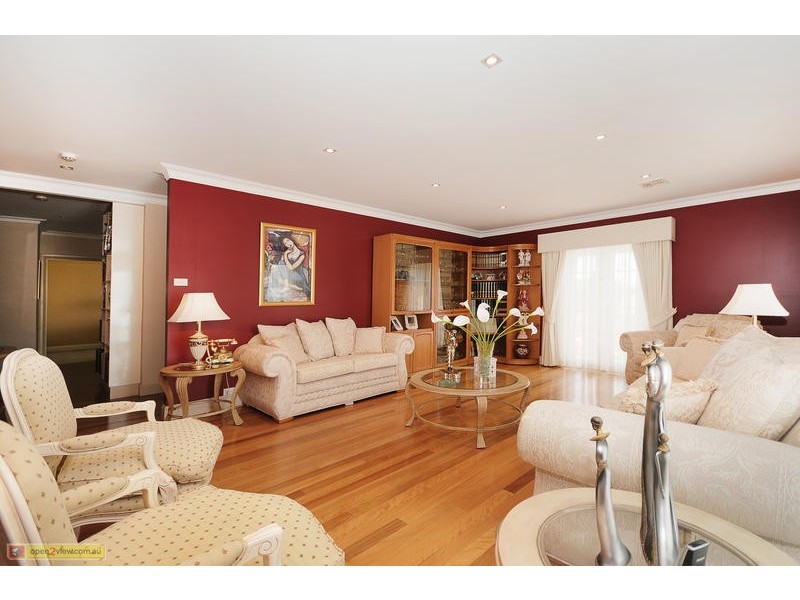 78 Hopetoun Circuit, Yarralumla ACT 2600