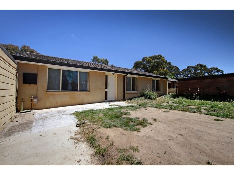 16 Skertchly Place, Florey ACT 2615