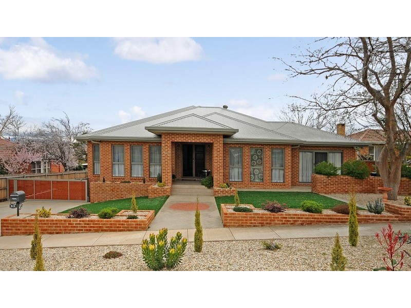 65 Hopetoun Circuit, Yarralumla ACT 2600