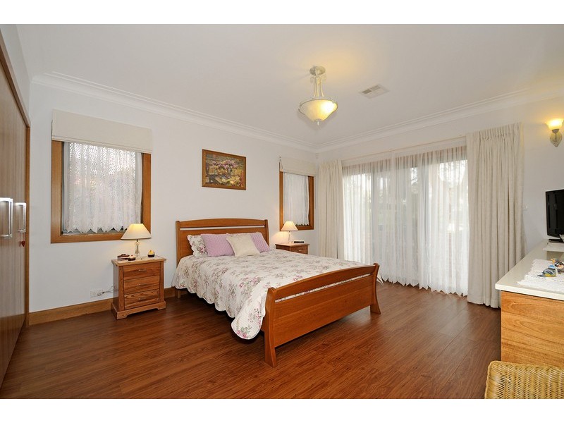 65 Hopetoun Circuit, Yarralumla ACT 2600