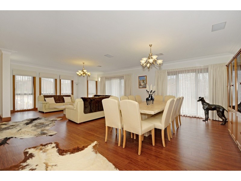 65 Hopetoun Circuit, Yarralumla ACT 2600