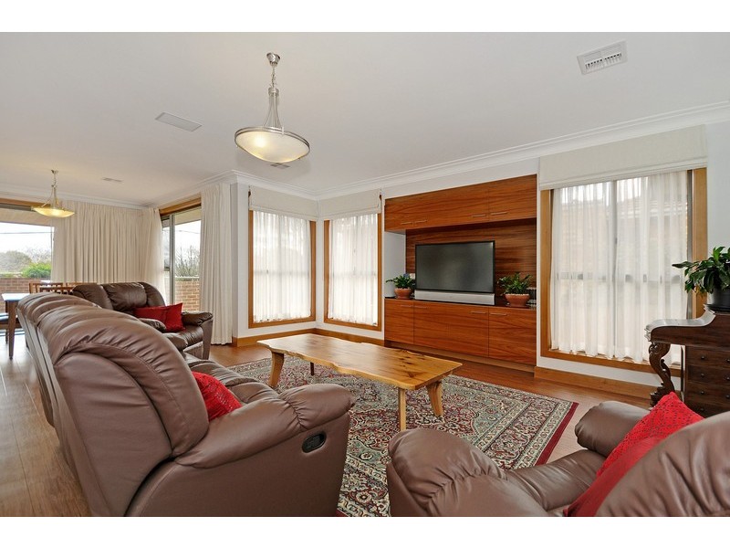 65 Hopetoun Circuit, Yarralumla ACT 2600