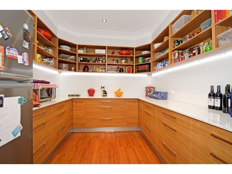 65 Hopetoun Circuit, Yarralumla ACT 2600