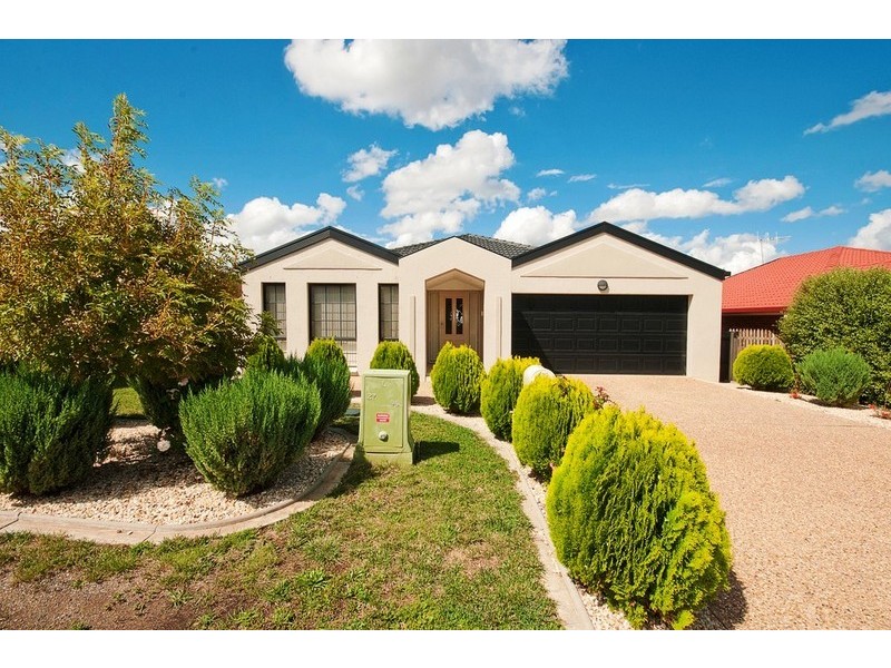 3  Heatherdale Street, Amaroo ACT 2914