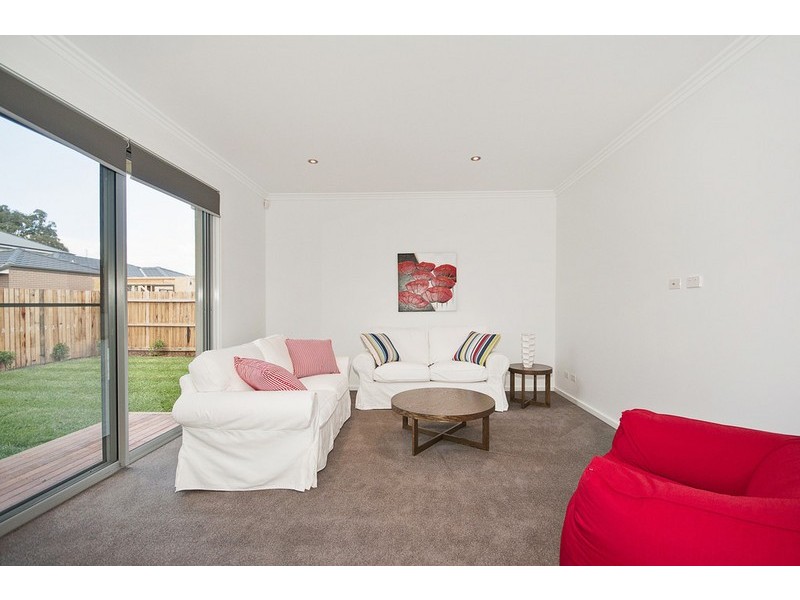 6 Horneville Street, Forde ACT 2914