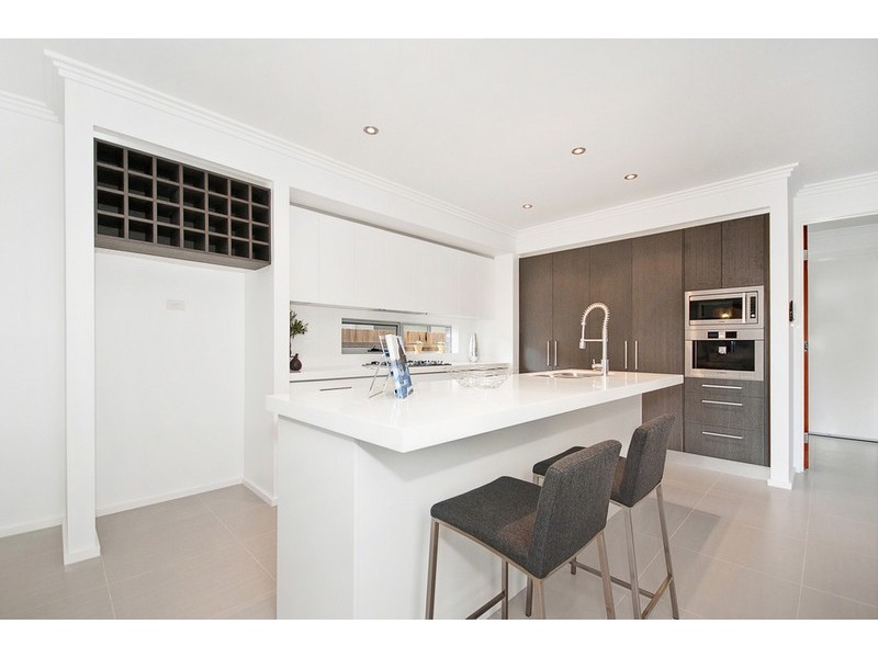 6 Horneville Street, Forde ACT 2914