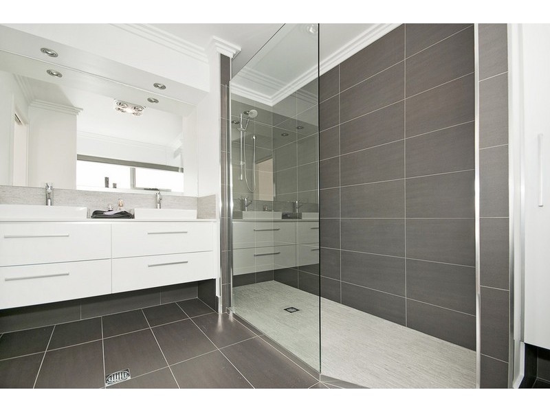 6 Horneville Street, Forde ACT 2914