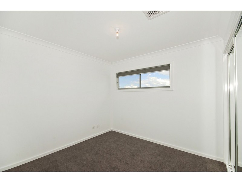 6 Horneville Street, Forde ACT 2914