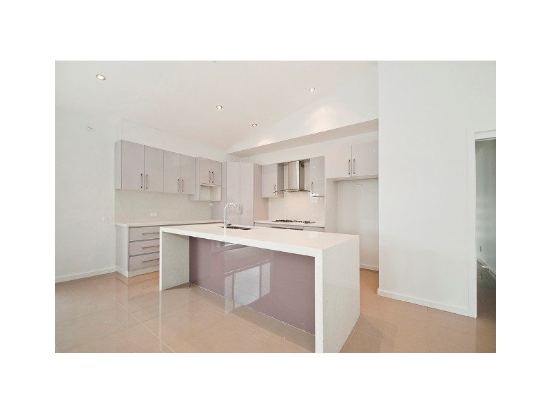 9 Hinde St, Franklin ACT 2913