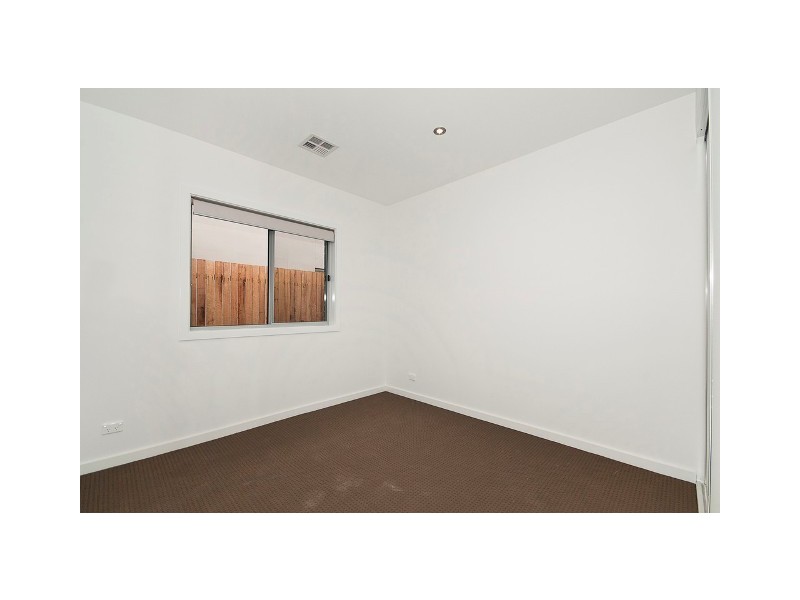 9 Hinde St, Franklin ACT 2913