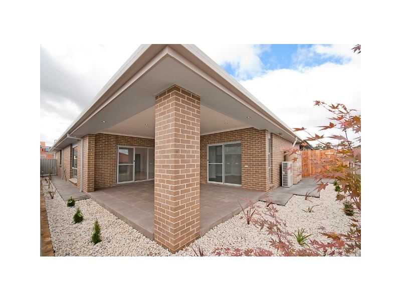 9 Hinde St, Franklin ACT 2913