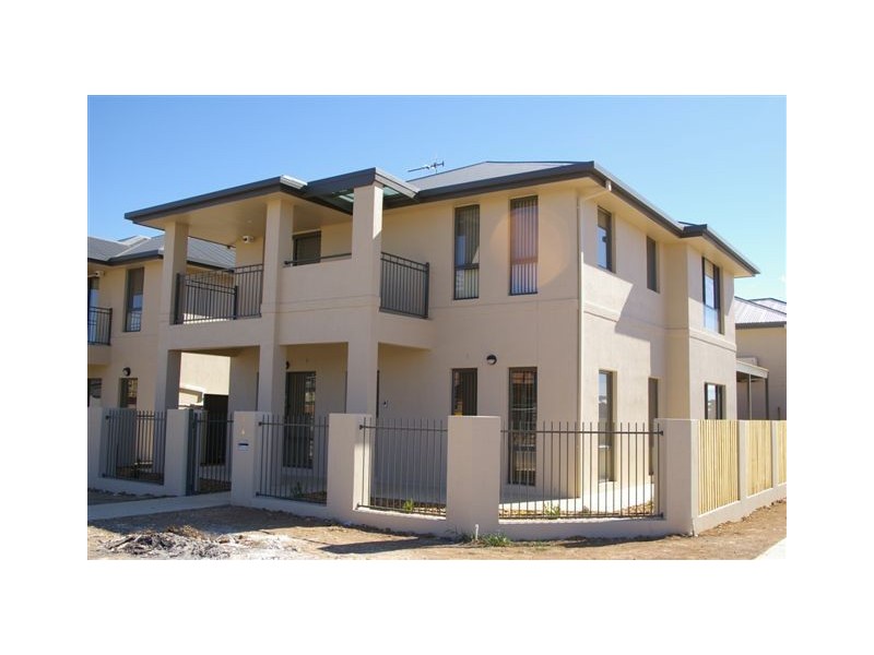 2 Devlin Street, Gungahlin ACT 2912