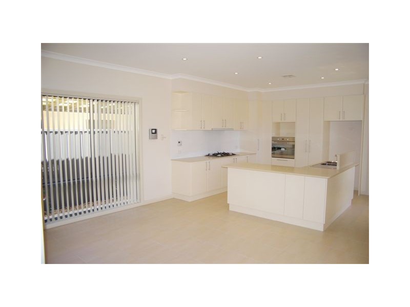 2 Devlin Street, Gungahlin ACT 2912