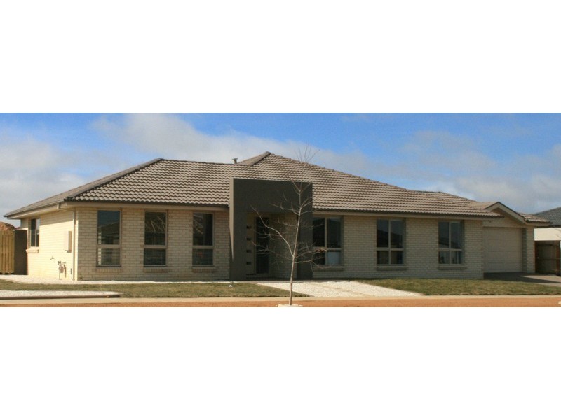 119 Christina Stead St, Franklin ACT 2913