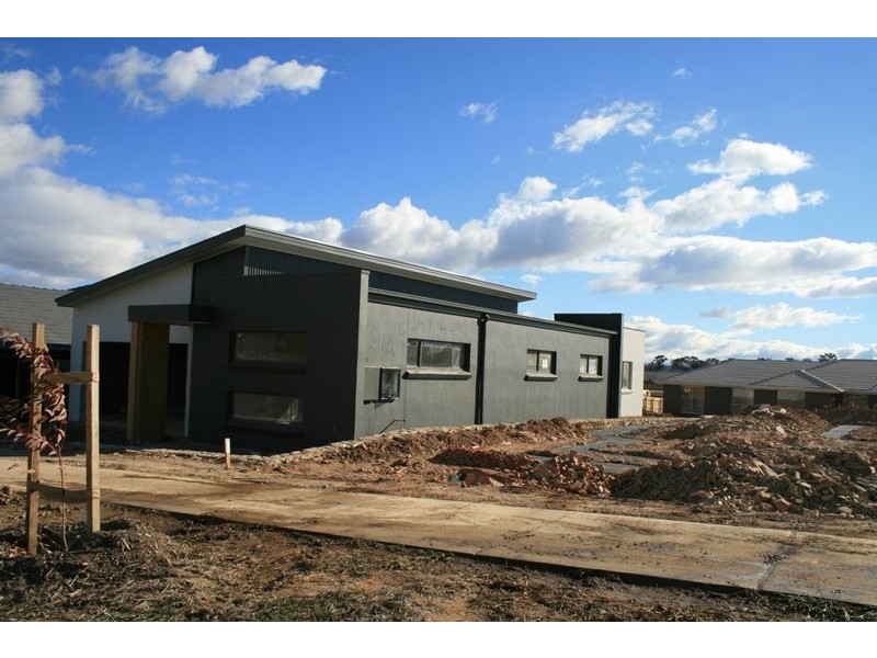 29  Amy Ackman St, Forde ACT 2914