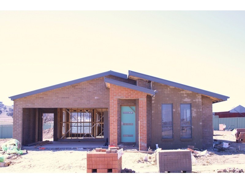 39 Paquita Street, Forde ACT 2914