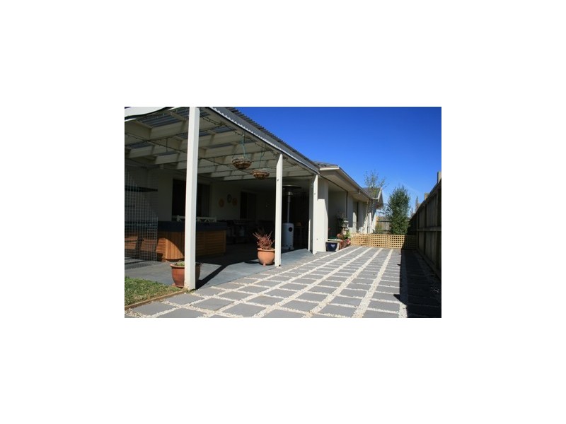 24 Osprey street, Harrison ACT 2914