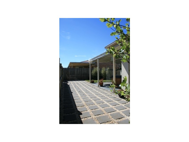 24 Osprey street, Harrison ACT 2914