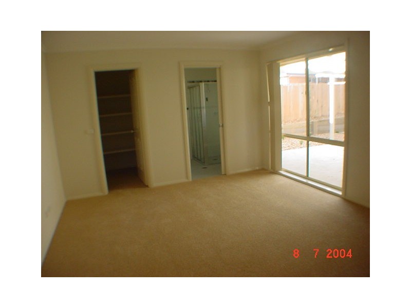 26 Hanrahan Crescent, Dunlop ACT 2615