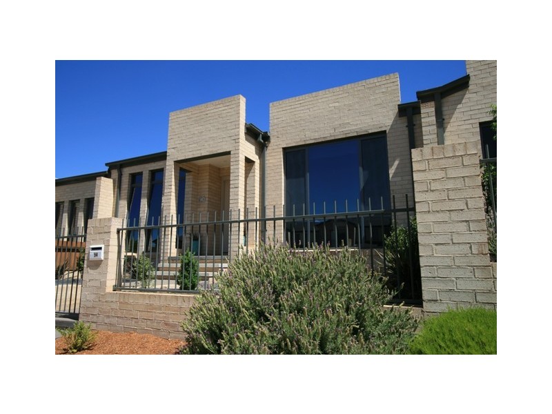 54  Ayrton St, Gungahlin ACT 2912