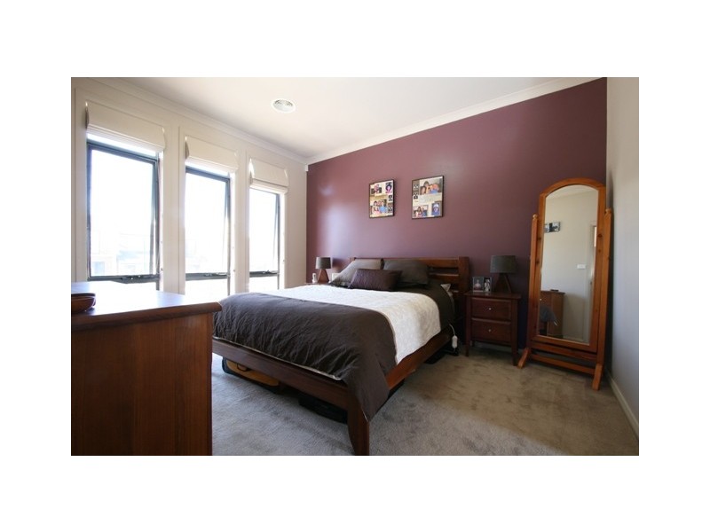 54  Ayrton St, Gungahlin ACT 2912