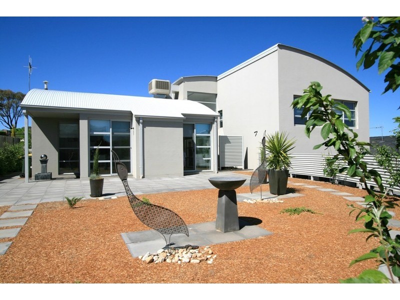 3 Titus, Nicholls ACT 2913