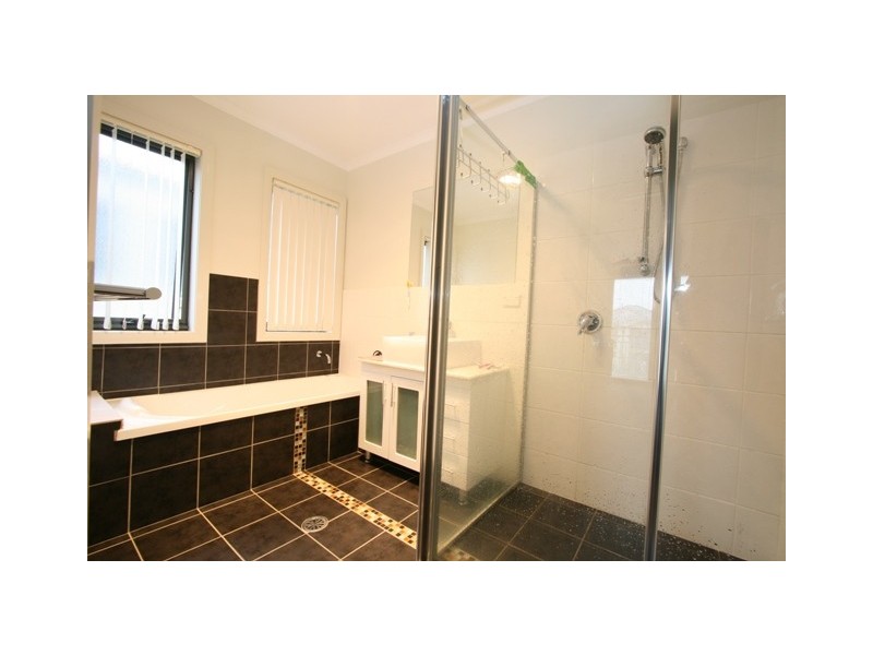 17 Moonlight Ave, Harrison ACT 2914