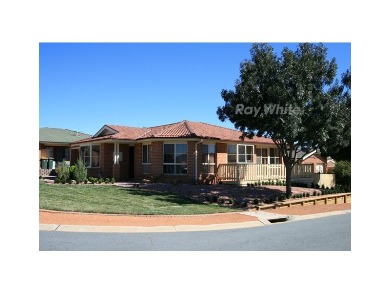 15 Cubillo Crescent, Ngunnawal ACT 2913