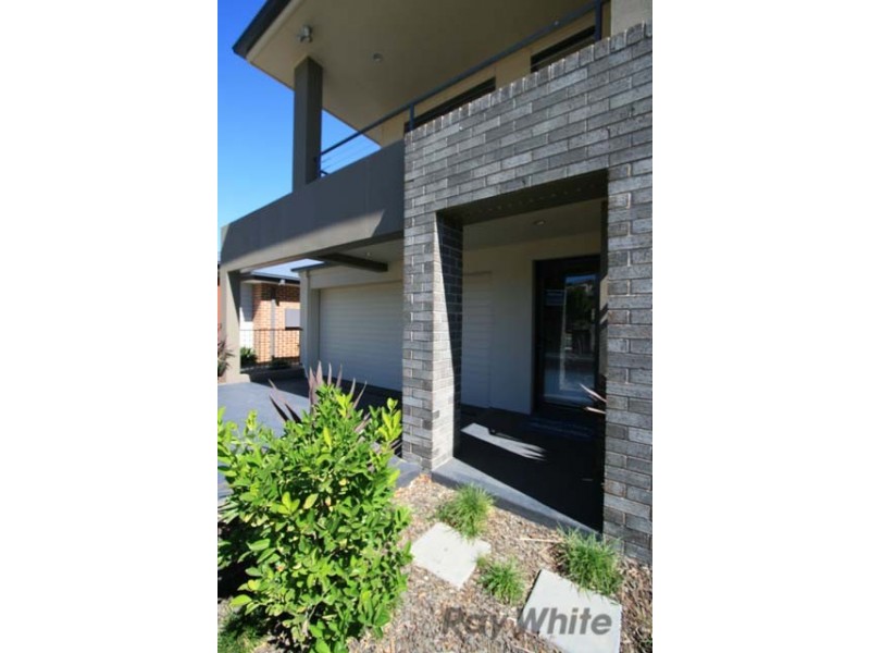 10 Buscombe Street, Forde ACT 2914