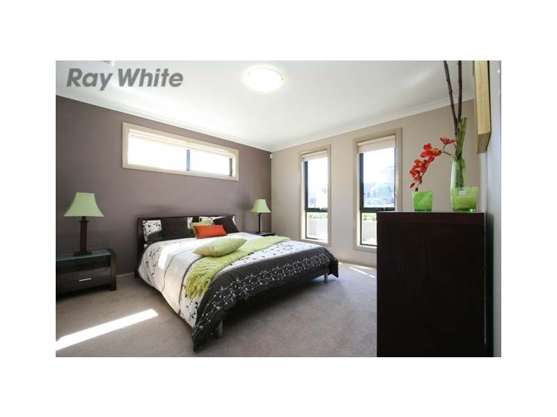 10 Buscombe Street, Forde ACT 2914