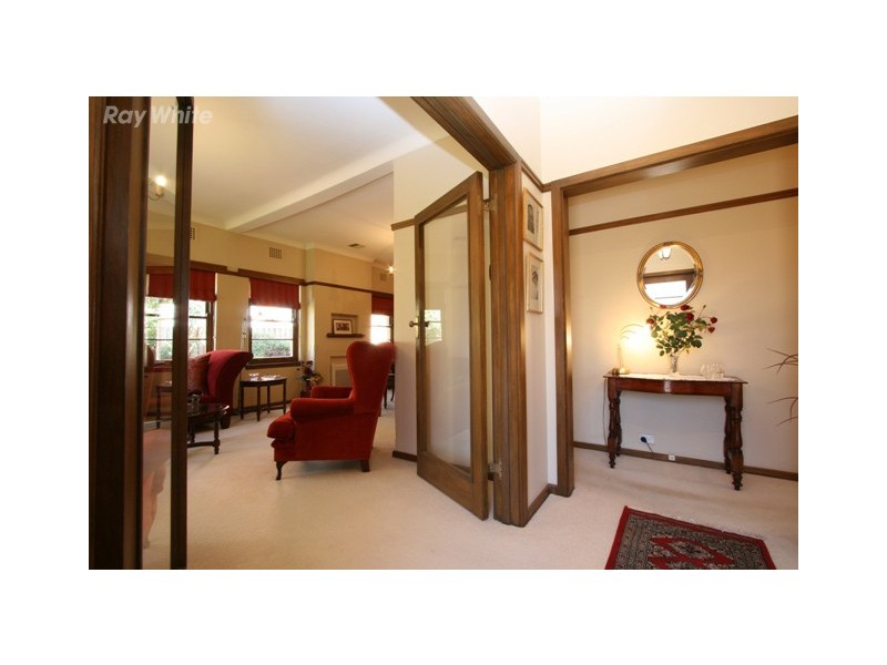 16 Meehan Gardens, Narrabundah ACT 2604